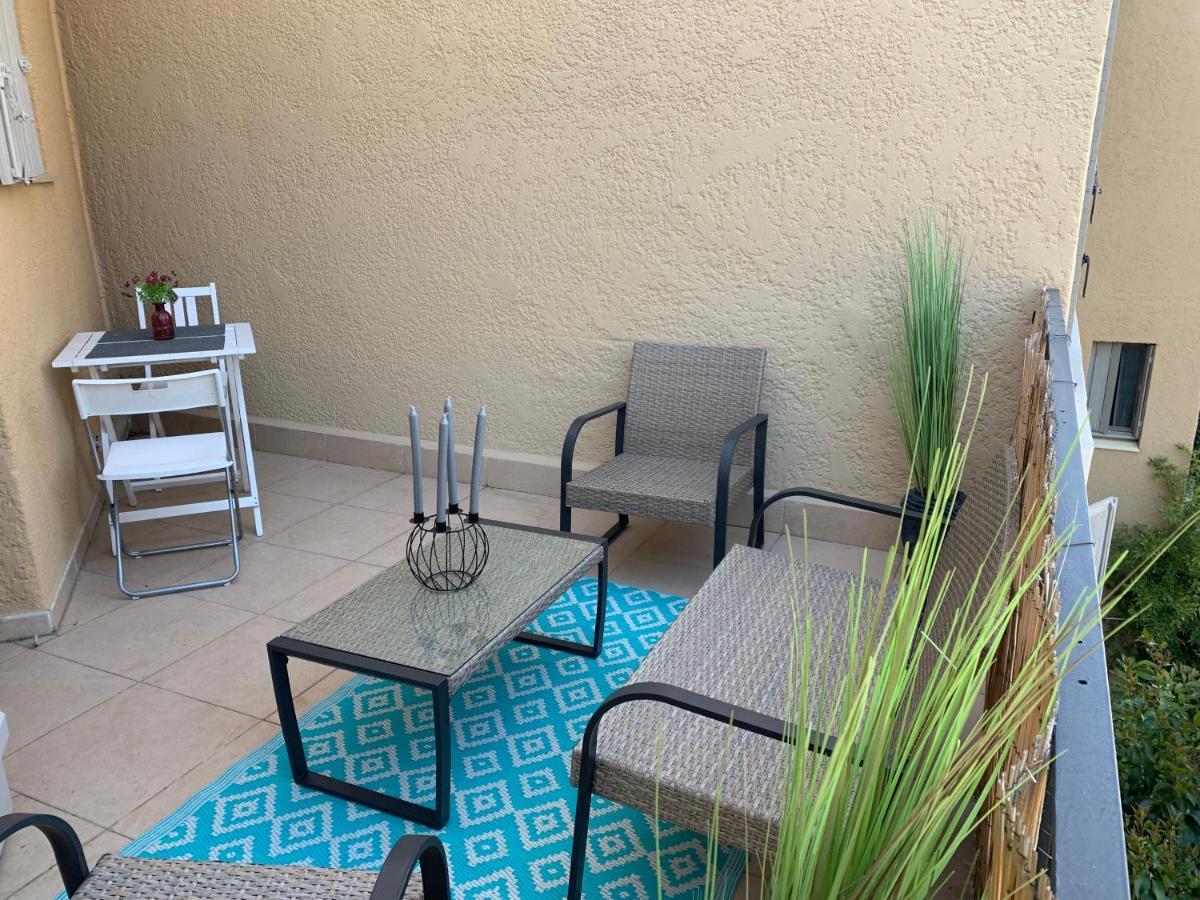 Apartment Beau T2 Clim Terrasse Idealement Situe Aix-en-Provence